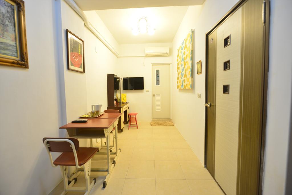 花蓮快樂腳旅宿 Hualien City Quarto foto